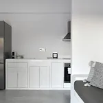 21 Luxury * נאוסה