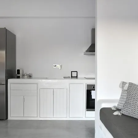 21 Luxury * Naousa (Paros)