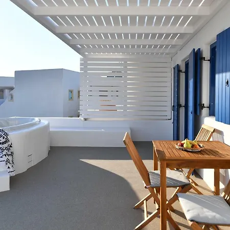 21 Luxury * Naousa (Paros)