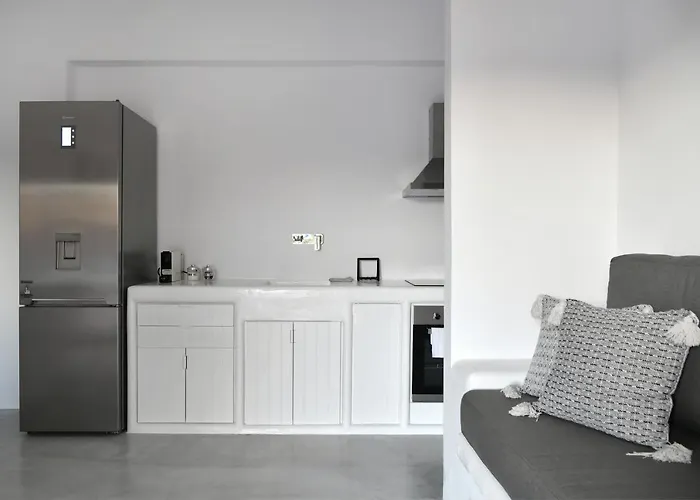 21 Luxury * Νάουσα